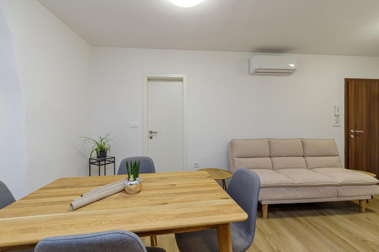 House Aves 2 Apartment Kastelir Ngoại thất bức ảnh